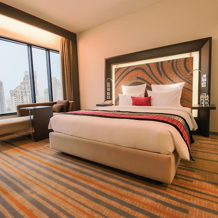 Novotel Kolkata Hotel And Residences Exterior photo Deluxe Room