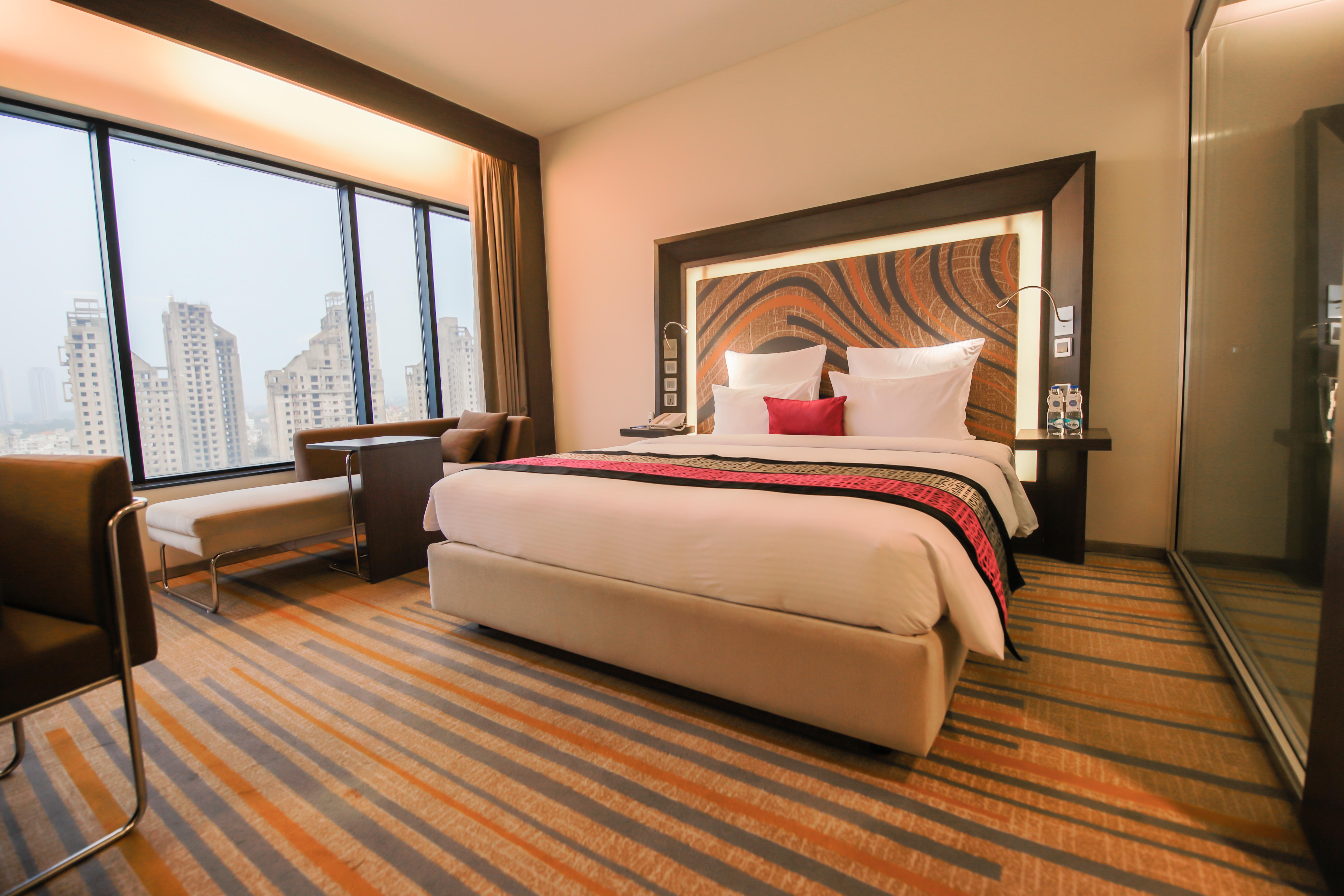 Novotel Kolkata Hotel And Residences Exterior photo Deluxe Room