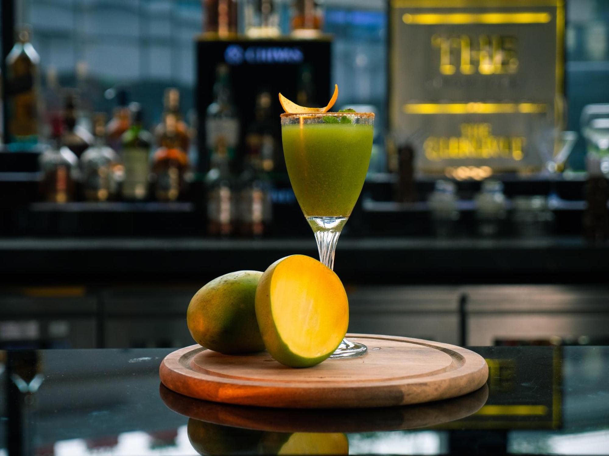 Novotel Kolkata Hotel And Residences Exterior photo A mango smoothie