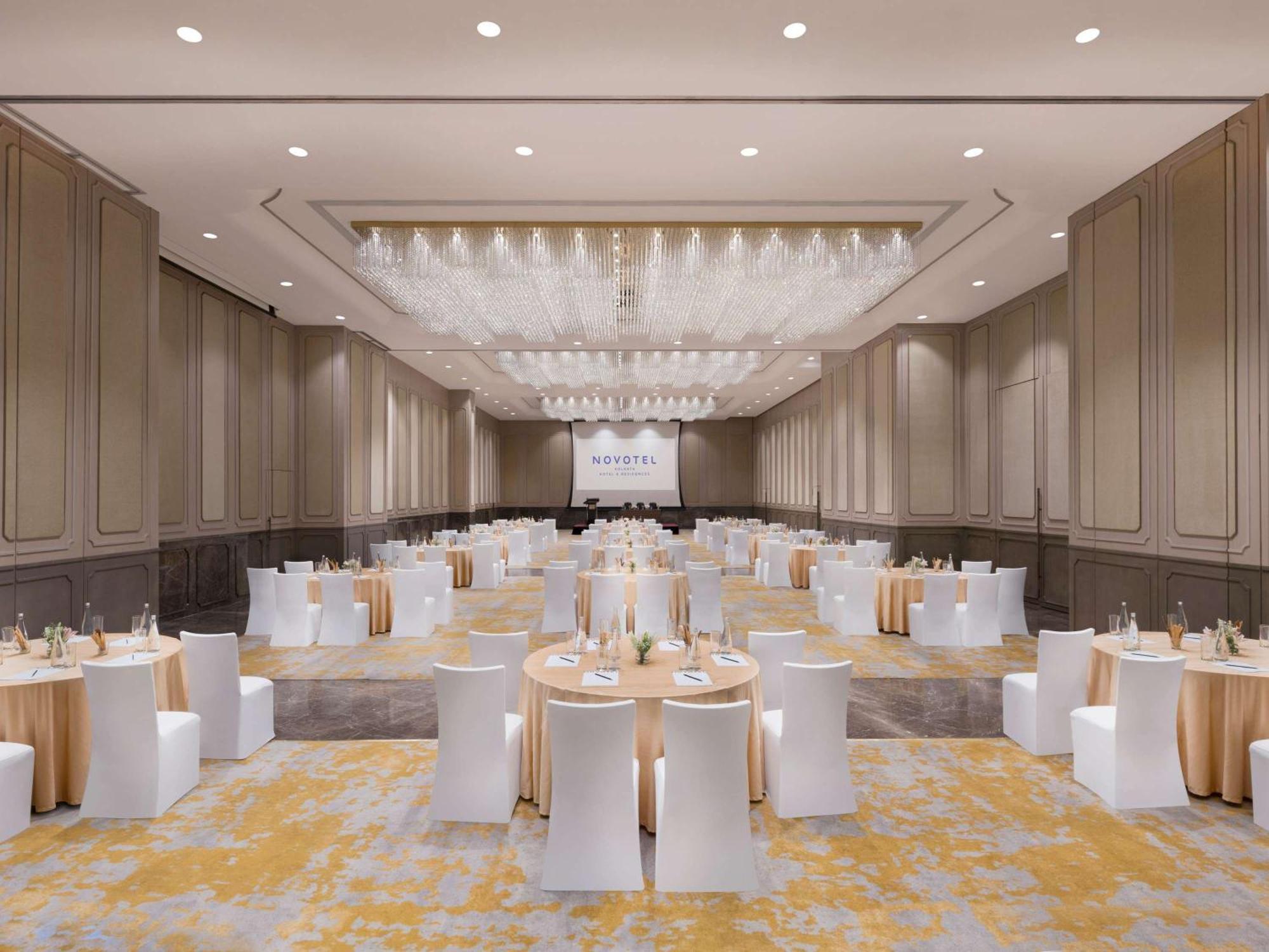 Novotel Kolkata Hotel And Residences Exterior photo The Grand Ballroom